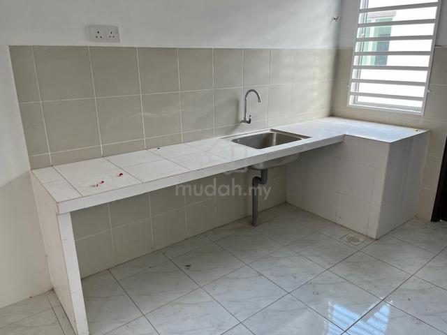 1,400sf UNFURNISHED NEW🙂SINGLE TMN LARAH INDAH KMTG 5