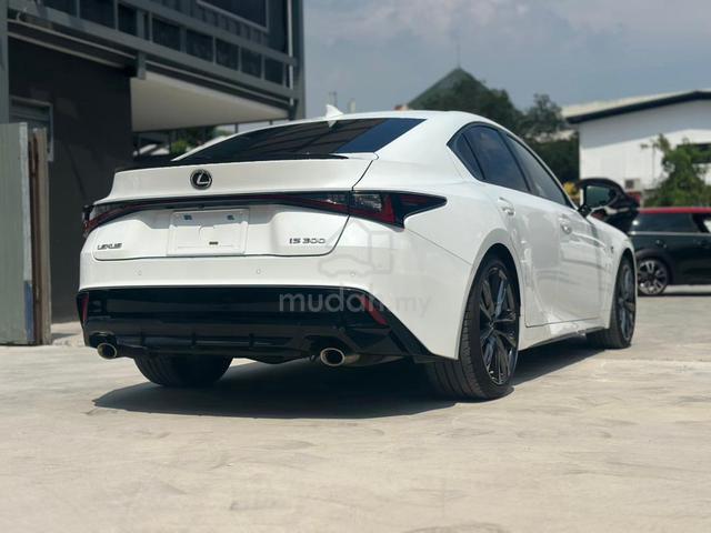 RECON 2022 Lexus IS300 F-SPORT MODE BLACK GLITTER - 4