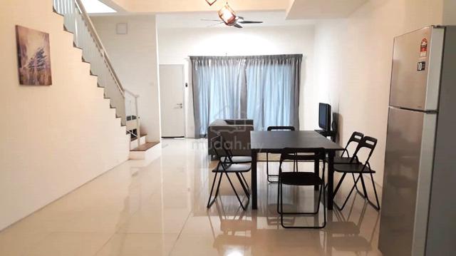 Partially Furnished 2 Storey Terrace Casa Green Cybersouth 4