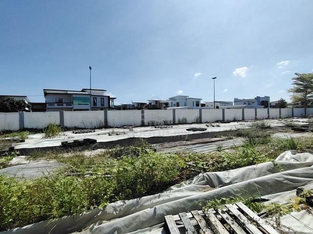 Double Storey Bungalow Paya Rumput Perdana 1