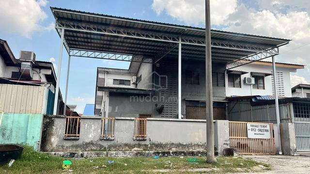 1.5 storey semi-detached factory located in Pengkalan 1, Ipoh [RENT] 1