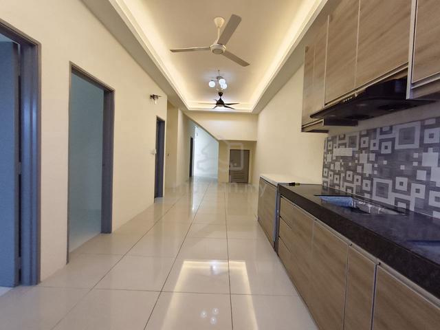MURAH CANTIK✨ Townhouse GROUND FLOOR LBS Simfoni Perdana Puncak Alam 1