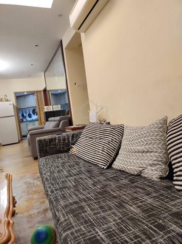City Center - Medium Room for Rent 1