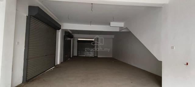 End Lot Salak Perdana 3 Storey Shoplots BIG SIZE 22x70 4
