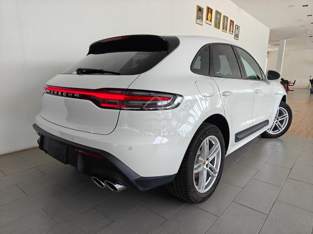 2022 Porsche MACAN 2.0 5A PDLS+ 4Cam Leather P/B.. - 2