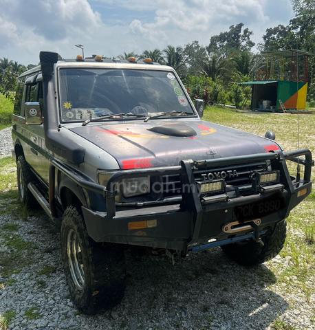 1995 Toyota LANDCRUISER 2.8 II (LJ79RV) (M) - 4