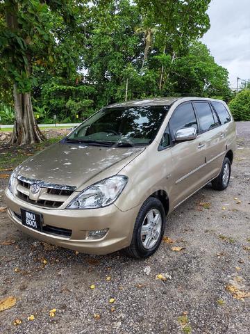 2006 Toyota INNOVA 2.0 G (A) - 1