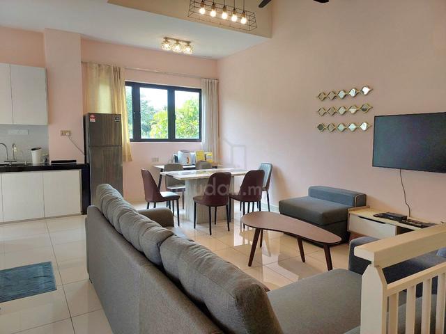 3 Storey Townhouse @ 16 Sierra N'dira Puchong 1
