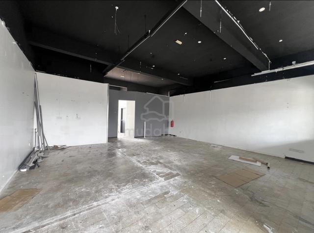 Elevate Gravitas Jalan Baru l 1st Floor l Face Mainroad Bandar Perda 1