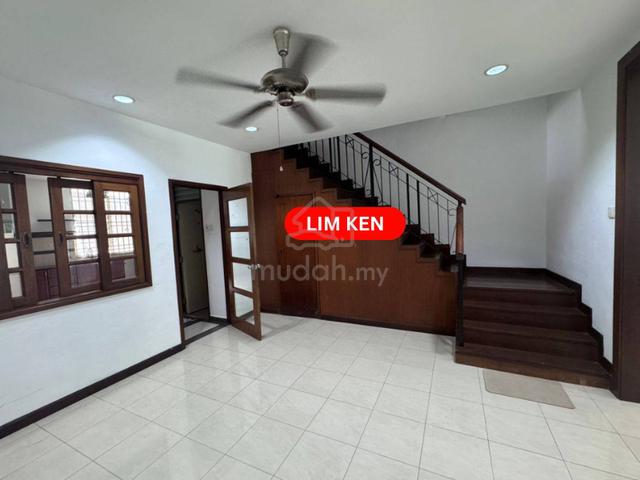 Lebuh Midlands 2-Storey Terrace, Pulau Tikus (nice location) 1