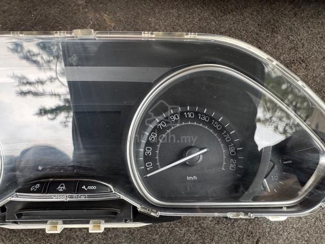 No 27-10-3 Peugeot 208 Meter Japan - photo 3 of 6