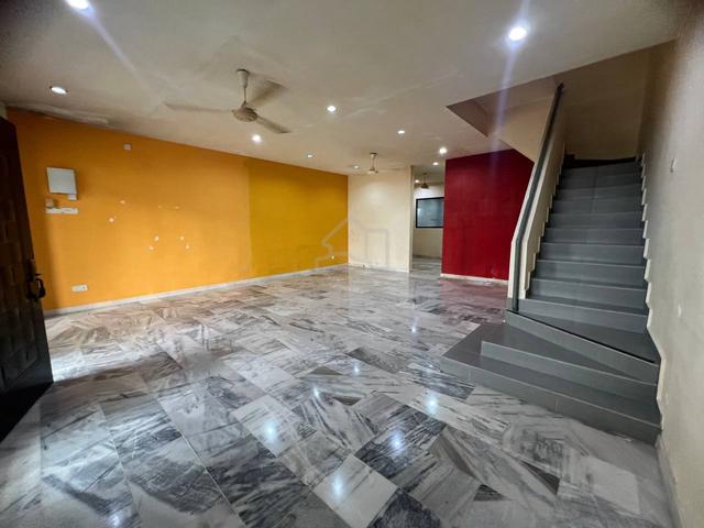Cheap / Full Loan / Taman Sri Putri @ Skudai / Fully Extended/ Re 1