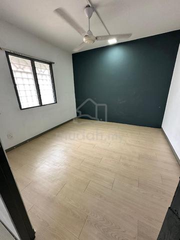 Apartment Lestari (Damansara Damai) 1