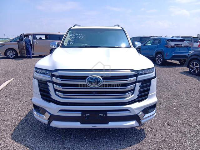 2023 Toyota LANDCRUISER 3.4 ZX VJA300 (A) - 4