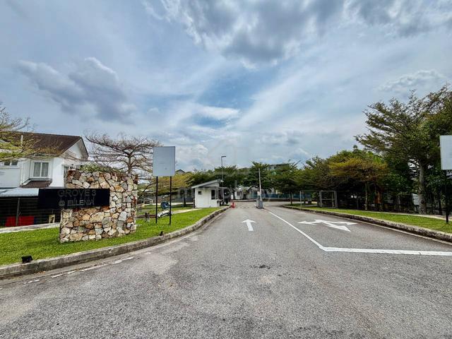 Double Storey Terrace TTDI Grove 3 (ELLENIA) Kajang, Selangor 1