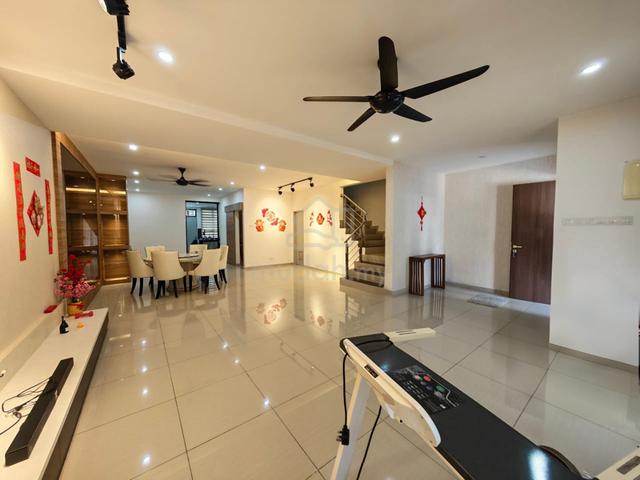 Puteri Wangsa Puteri Park 24*70 2sty 4+1b 5b G&G Full Reno Ulu Tiram 1