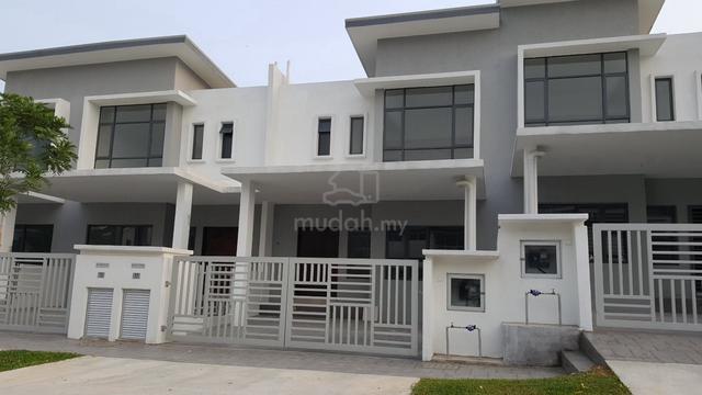 Aman Putri ( Sg Buloh ) house to let 1