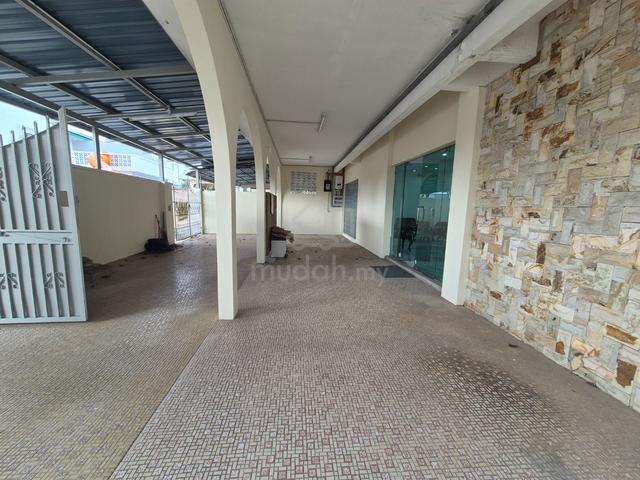 Freehold Town area Double Storey Semi D for sale 1