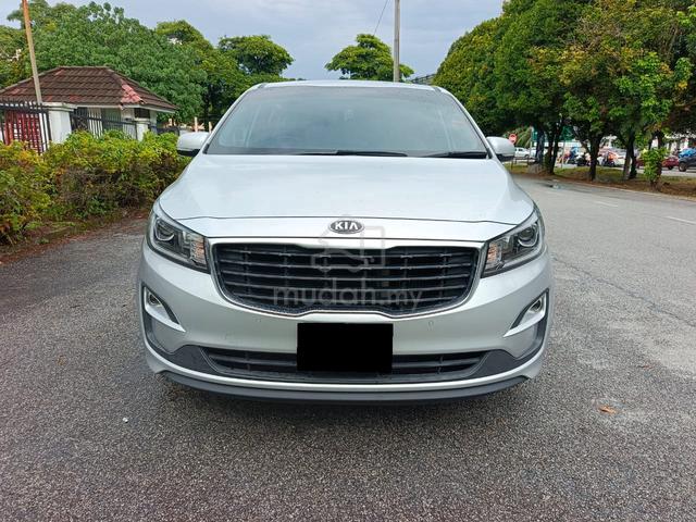 CASHBACK 11 SEATER 2020 Kia GRAND CARNIVAL 2.2 - 5