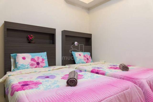 Sharing Room No deposit  2