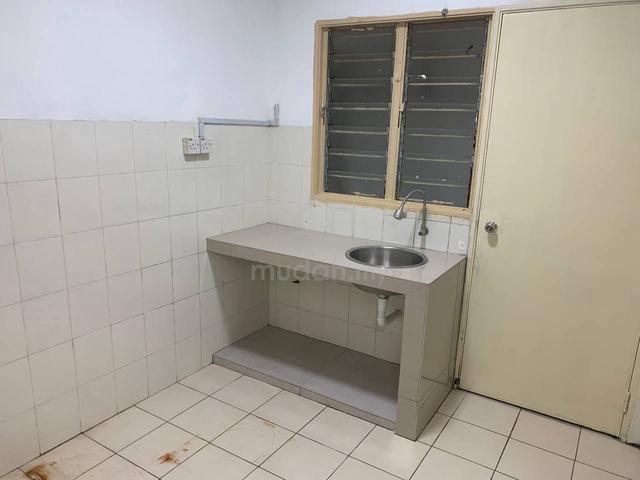 Sentosa Apartment @ Setia Alam 5