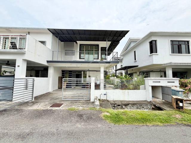 Double Storey Semi-D Cluster, Royal Ivory 2, SP 10 Bandar SaujanaPutra 1