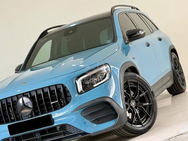 F/LOADED 2021 Mercedes Benz GLB35 2.0 4-MATIC - 2