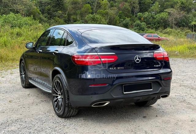 2019 Mercedes Benz GLC300 2.0 4MATIC COUPE (A) - 4