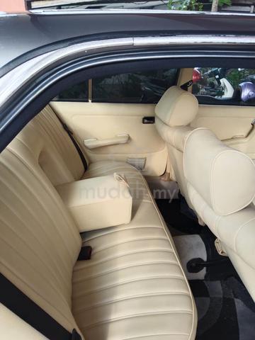 1995 Mercedes Benz 200E 2.0 (A) - 4