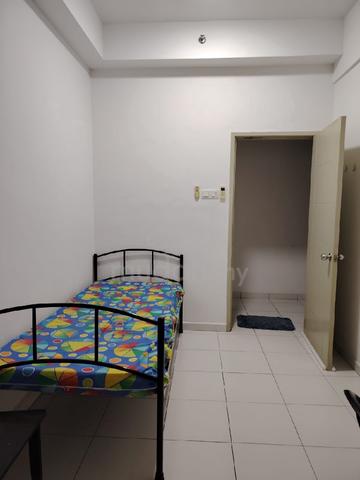 1-World Room for Rent 1