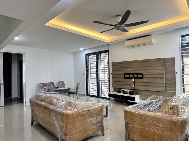 JB Town Area near CIQ Cluster House for Rent 1