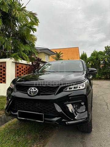 2018 Toyota FORTUNER 2.4 VRZ 4X4 2GD-FTV (CKD) (A) - 1