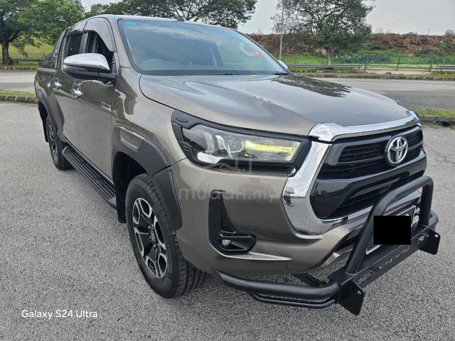 2022 Toyota HILUX 2.4V (AT) 4X4 FULL LOAN TIP TOP - 1