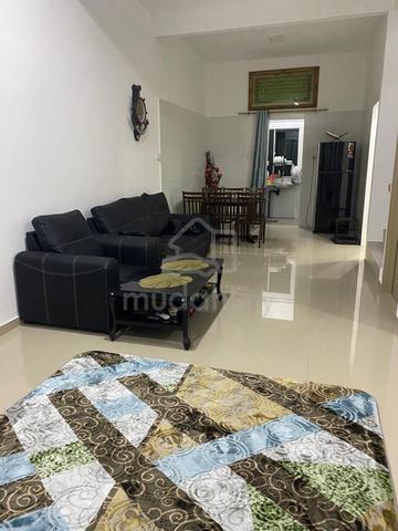 Bilik untuk di sewa dekat dengan HDOK ( female only) 1