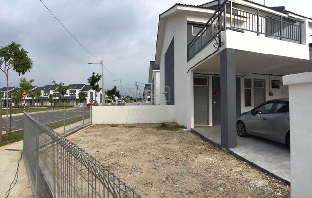 CORNER Townhouse Simfoni Perdana LBS Alam Perdana Puncak Alam 1
