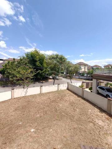 Bare Unit Double Storey Bungalow in Bandar Warisan Puteri, Seremban 3