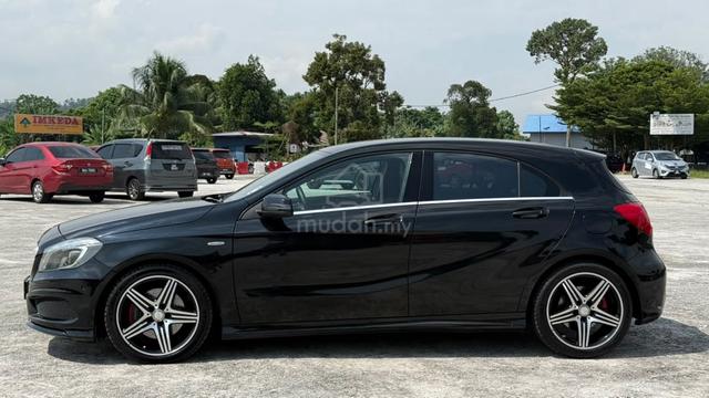 2015 Mercedes Benz A-CLASS 2.0 250 SPORTS (CBU) - 4