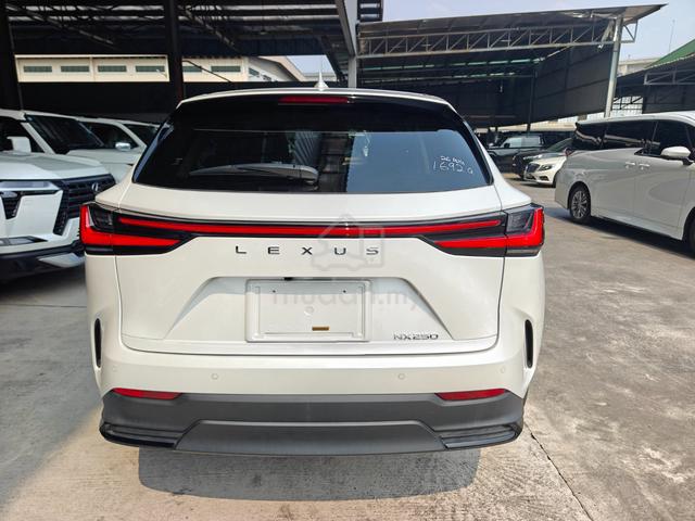 2023 Lexus NX 250 Luxury 5A 4CamDIMHUDBlackLeather - 4