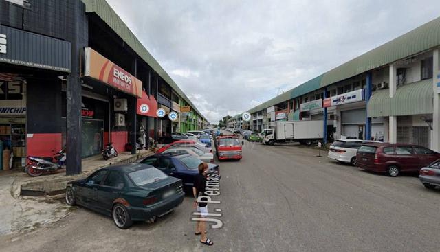 Permas Kaua 1.5 storey factory foer sales, light industry, near CIQ 1