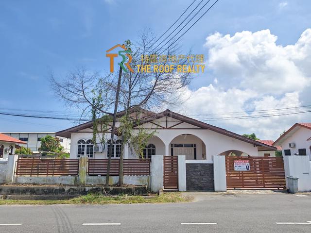 Double Storey Detached House at Lutong 1