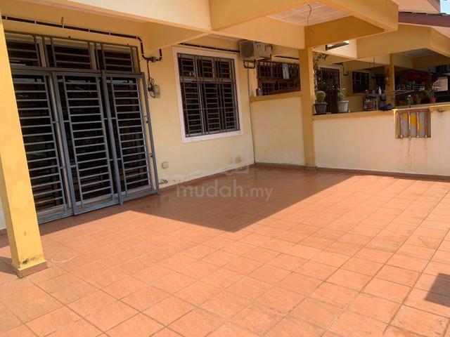 Corner Lot Dataran Segar Lukut untuk disewa 1