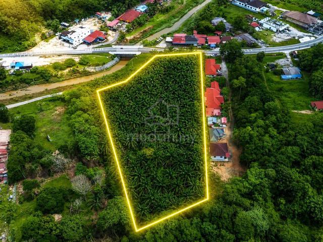 GOOD LOCATION! FACING MAIN ROAD! 2.25 Acre Land Mukim Dengkil, Sepang 1