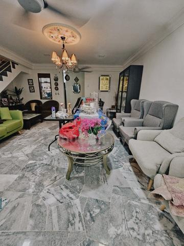 Renovated 2 Storey House Taman Impian Murni, Saujana Impian 1