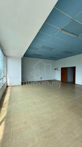 Taman Gaya Ulu Tiram 3 Storey Shoplot 2nd Floor For Rent 1