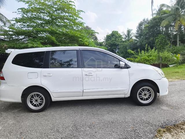 2016 Nissan GRAND LIVINA 1.8 CLASSIC/COMFORT - 2