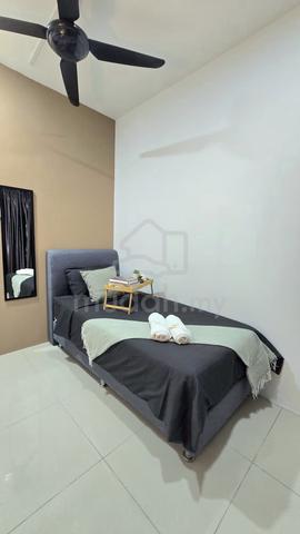 Medini - Iskandar Puteri | Single Room | Bus To Tuas 1