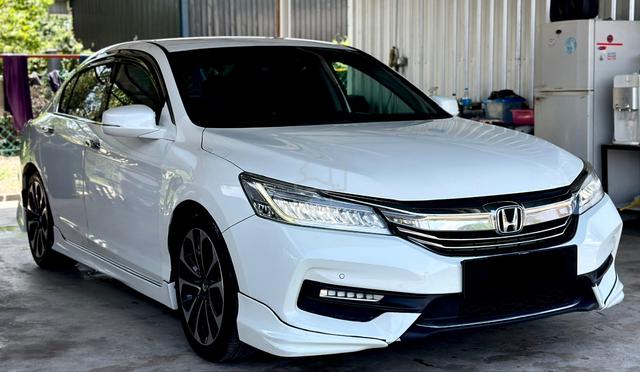 2017 Honda ACCORD 2.4 VTi-L FACELIFT (A) - 2