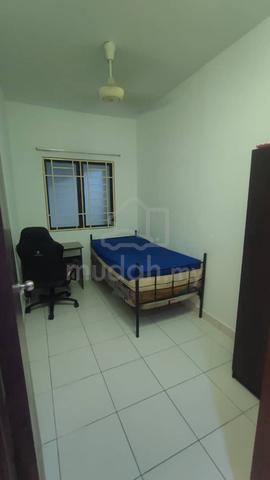 Room Bilik Condo Indah Alam Idaman 1
