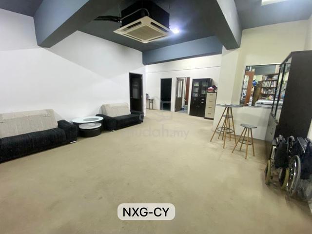Hot Area Shop Office😍Kota Kemuning Shah Alam【Level 4】Lift🛗 For Sale 1