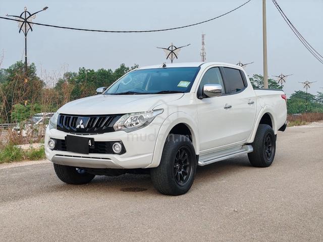 2017 Mitsubishi TRITON 2.4 VGT A/T PREMIUM 4x4 - 2